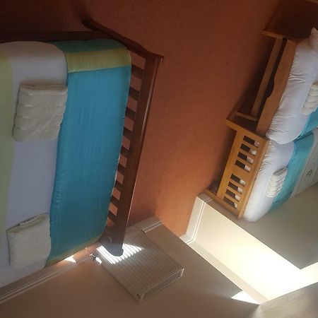 Penthouse Apartment Sleeps 11 Edinburg Exteriör bild