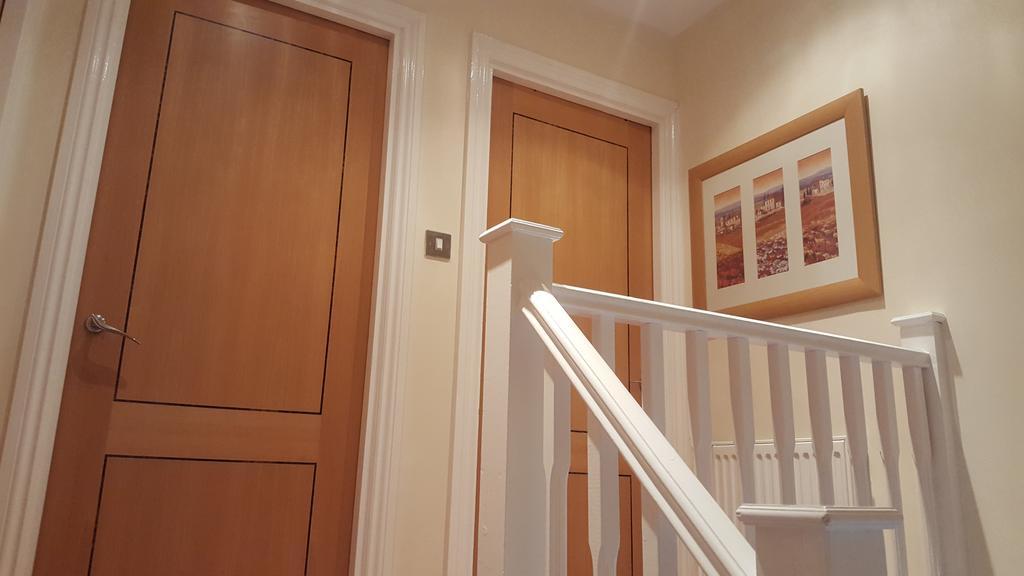 Penthouse Apartment Sleeps 11 Edinburg Exteriör bild