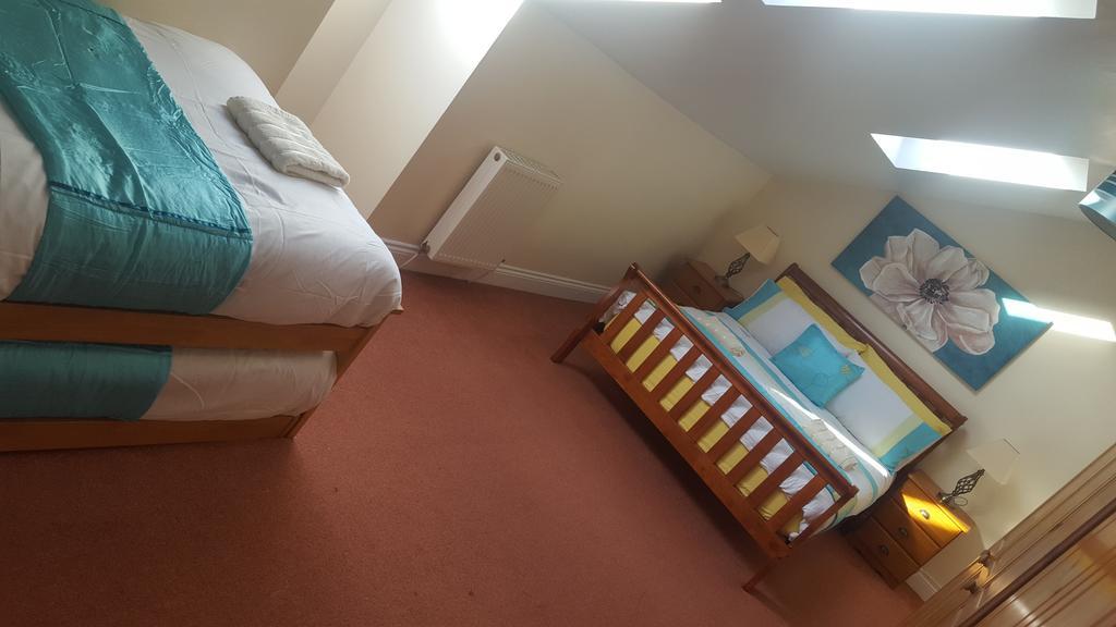 Penthouse Apartment Sleeps 11 Edinburg Exteriör bild