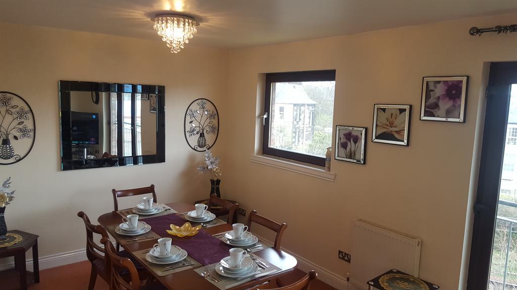 Penthouse Apartment Sleeps 11 Edinburg Exteriör bild